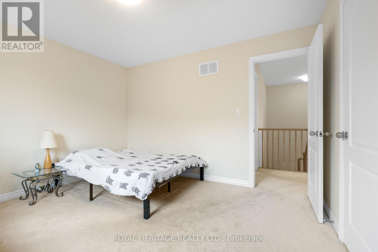141 Springdale Drive, Kawartha Lakes (Lindsay), Ontario  K9V 0N1 - Photo 18 - X12129483