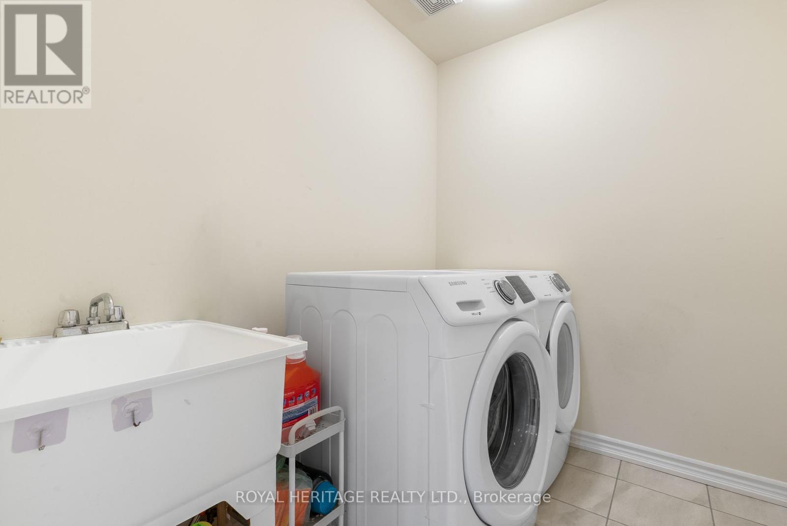 141 Springdale Drive, Kawartha Lakes (Lindsay), Ontario  K9V 0N1 - Photo 20 - X12129483