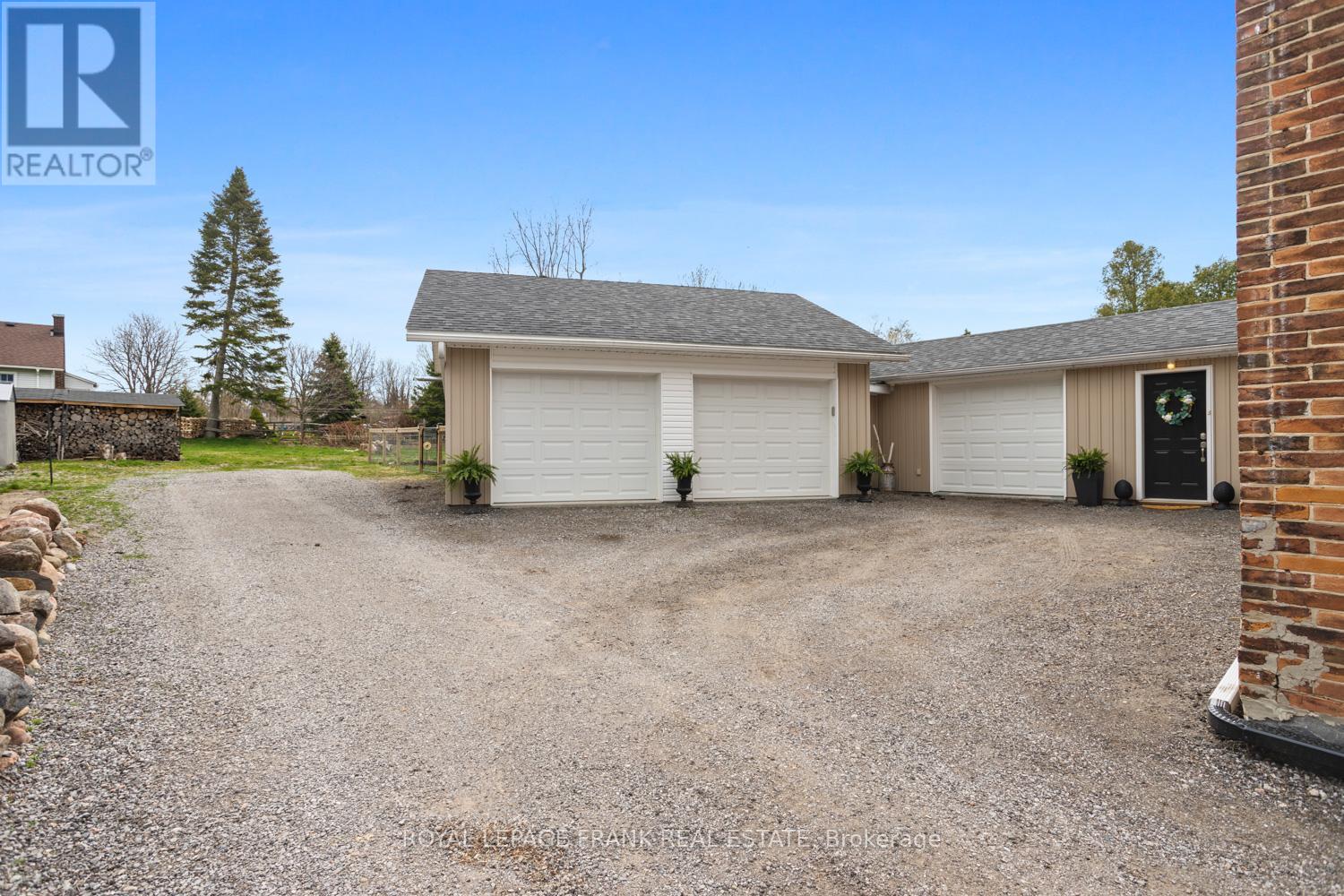 2035 Newtonville Road, Clarington, Ontario  L0A 1J0 - Photo 4 - E12130122