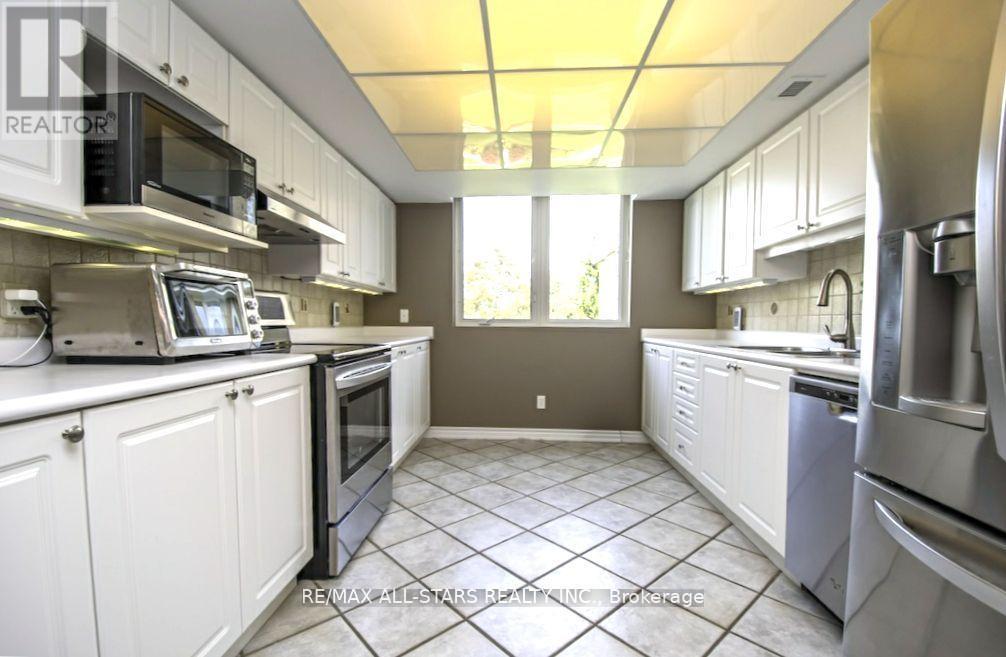 305 - 51 Rivermill Boulevard, Kawartha Lakes (Lindsay), Ontario  K9V 6E8 - Photo 10 - X12130096