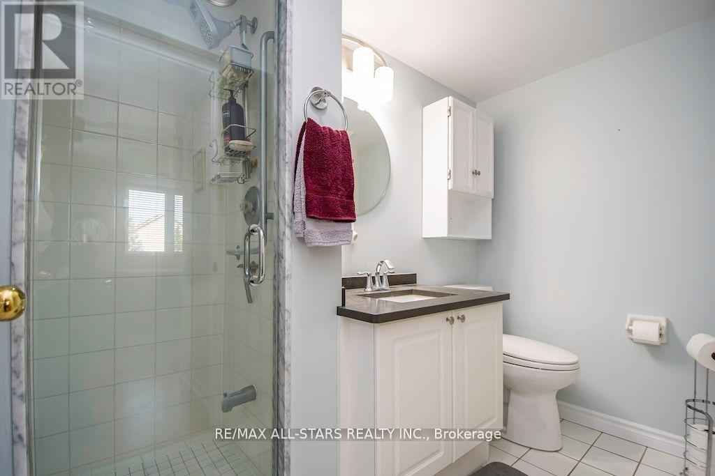305 - 51 Rivermill Boulevard, Kawartha Lakes (Lindsay), Ontario  K9V 6E8 - Photo 13 - X12130096