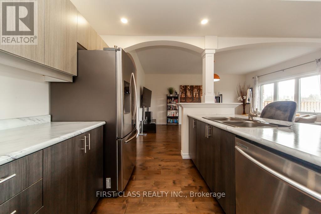 743 Sawmill Road, Peterborough North (North), Ontario  K9L 0E8 - Photo 21 - X12129848