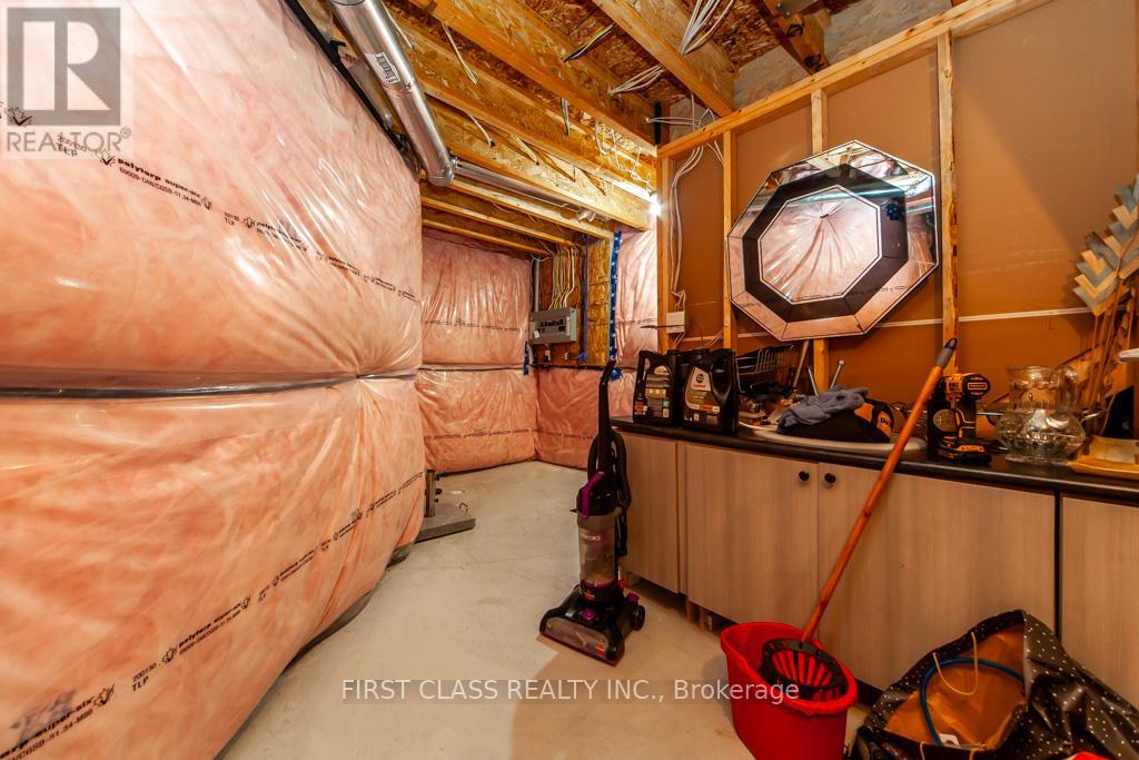 743 Sawmill Road, Peterborough North (North), Ontario  K9L 0E8 - Photo 39 - X12129848