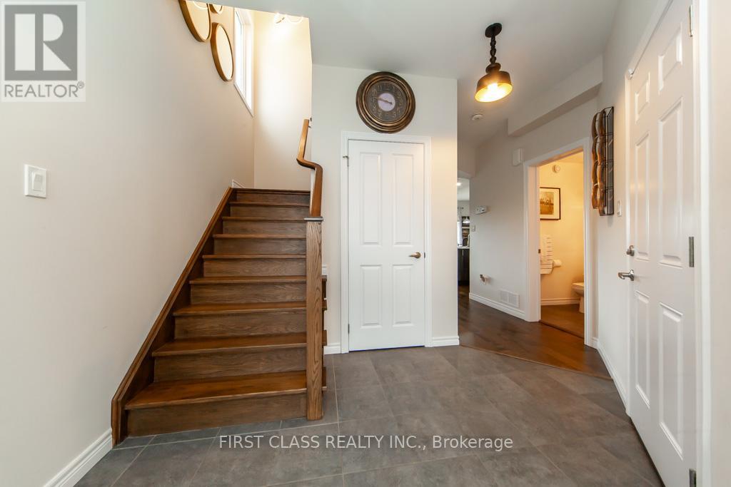 743 Sawmill Road, Peterborough North (North), Ontario  K9L 0E8 - Photo 6 - X12129848