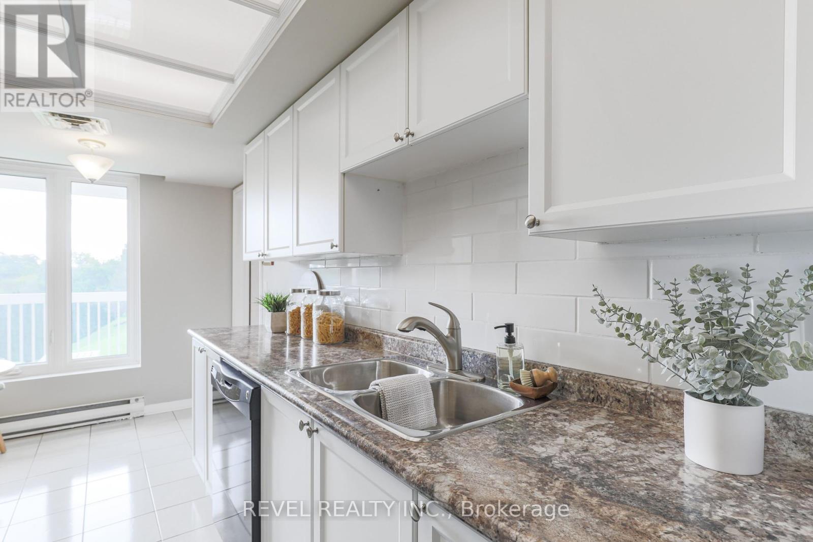 102 - 50 Rivermill Boulevard, Kawartha Lakes (Lindsay), Ontario  K9V 6C1 - Photo 19 - X12130368