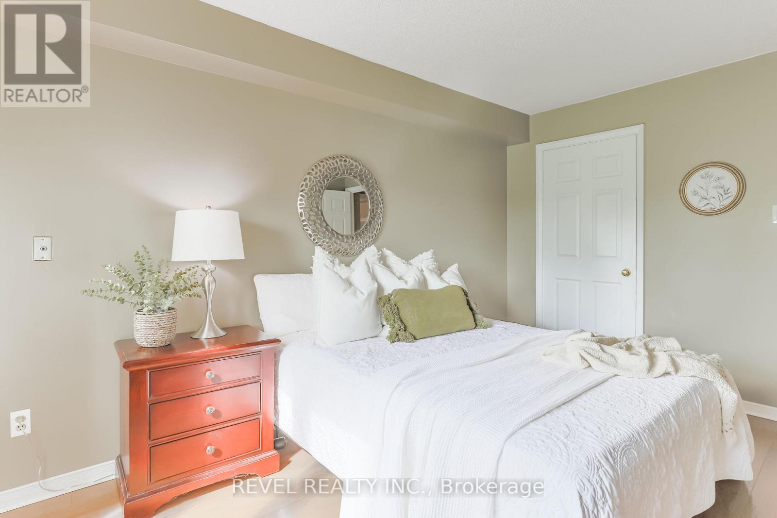102 - 50 Rivermill Boulevard, Kawartha Lakes (Lindsay), Ontario  K9V 6C1 - Photo 22 - X12130368