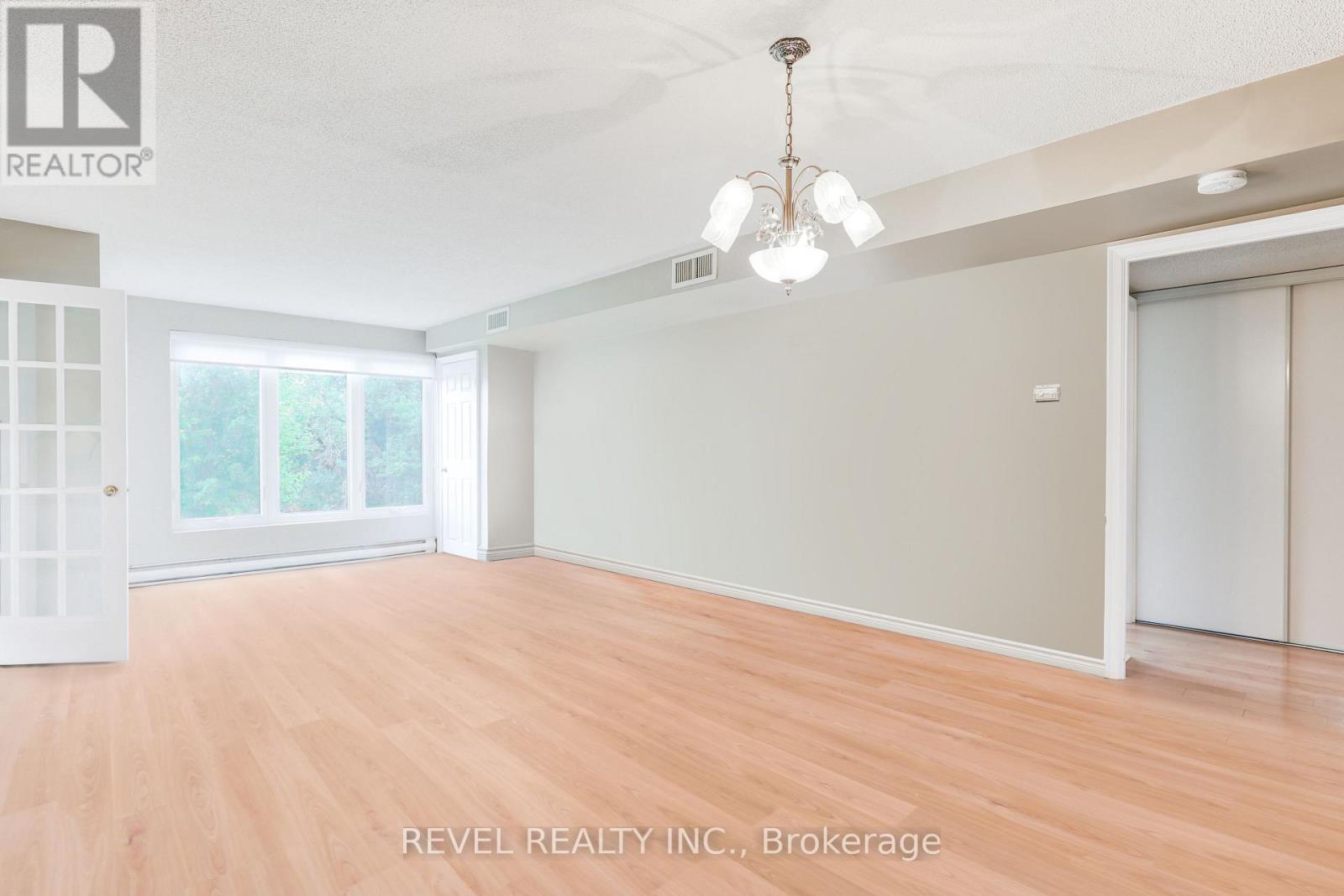 102 - 50 Rivermill Boulevard, Kawartha Lakes (Lindsay), Ontario  K9V 6C1 - Photo 7 - X12130368