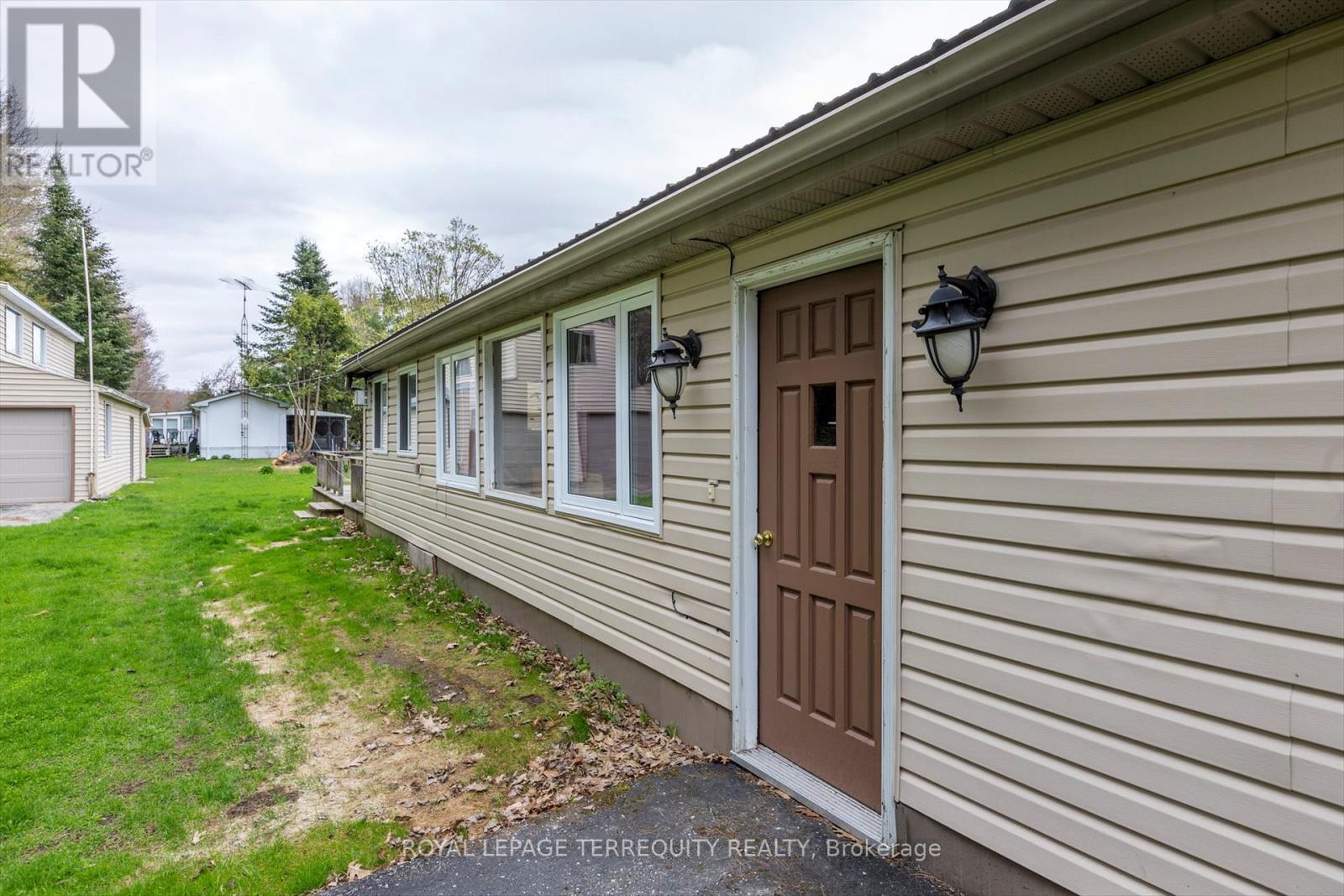 65 Chandos Street, Havelock-Belmont-Methuen (Havelock), Ontario  K0L 1Z0 - Photo 5 - X12130009