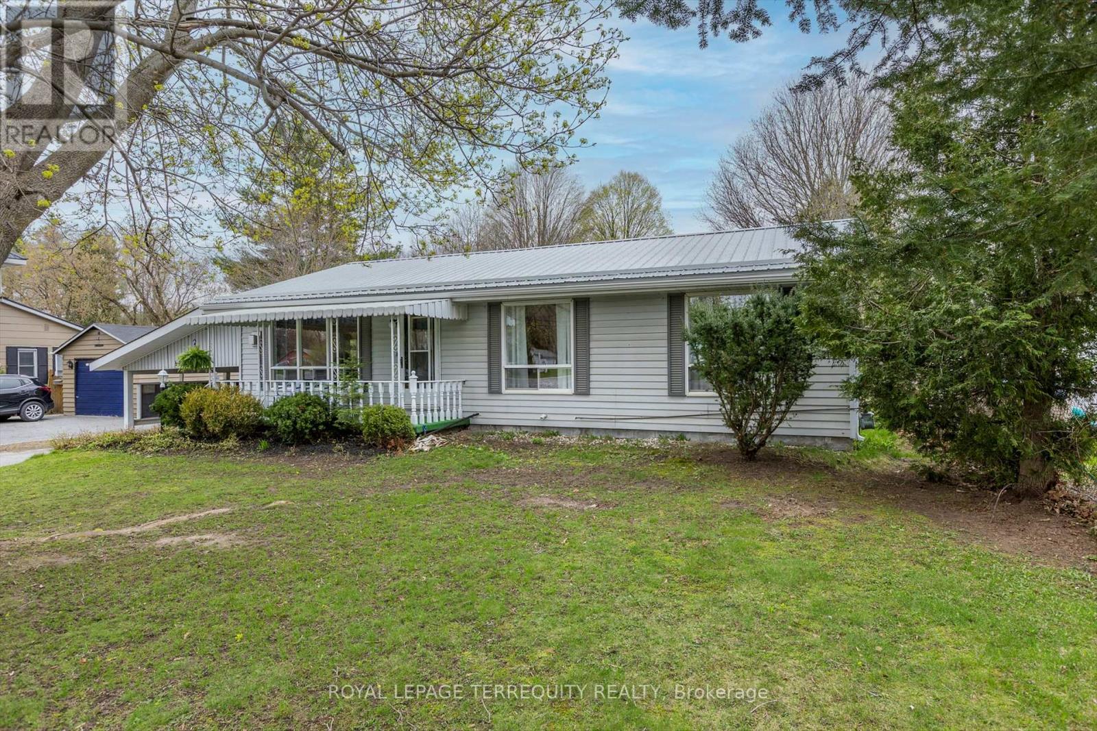 54 Concession Street, Havelock-Belmont-Methuen (Havelock), Ontario  K0L 1Z0 - Photo 3 - X12130034