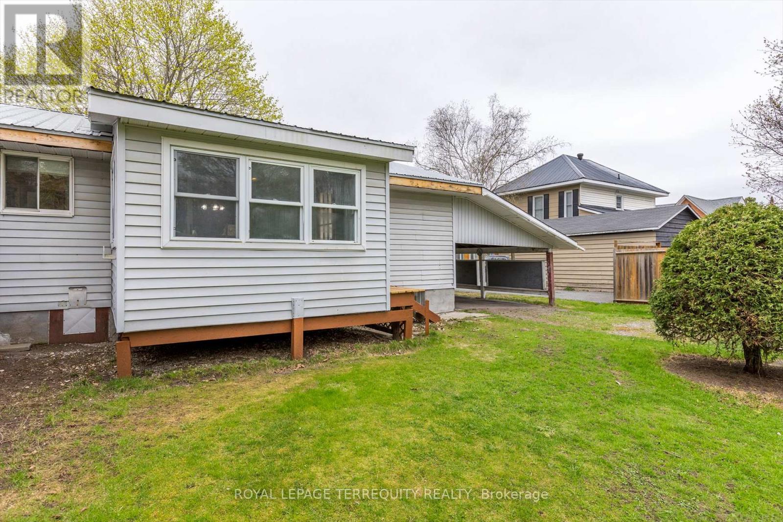 54 Concession Street, Havelock-Belmont-Methuen (Havelock), Ontario  K0L 1Z0 - Photo 40 - X12130034