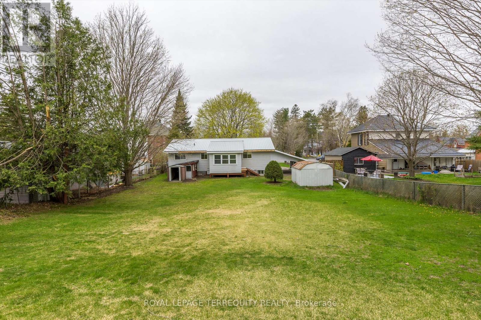 54 Concession Street, Havelock-Belmont-Methuen (Havelock), Ontario  K0L 1Z0 - Photo 42 - X12130034