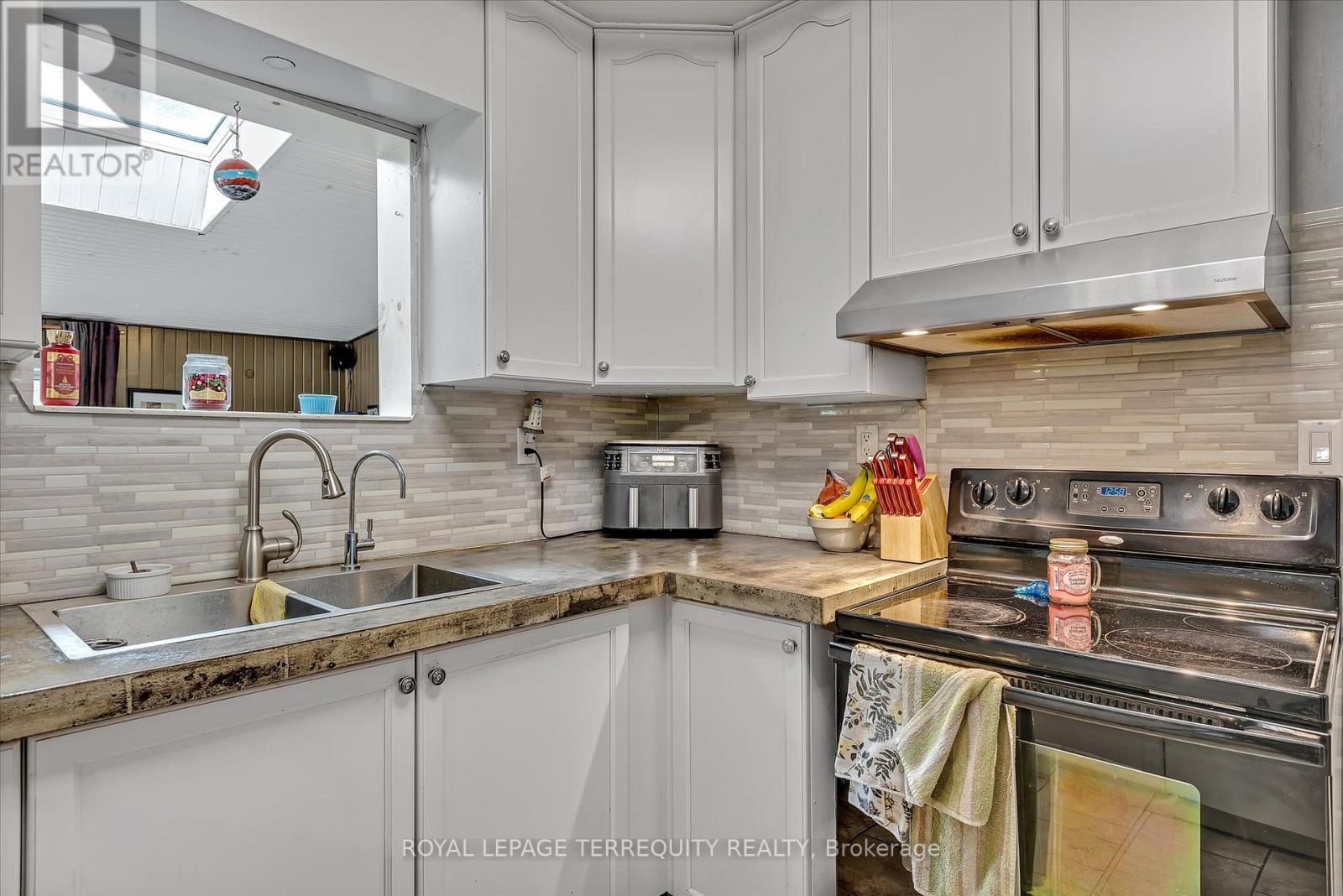 75 Trentview Crescent, Trent Hills (Campbellford), Ontario  K0L 1L0 - Photo 13 - X12130059