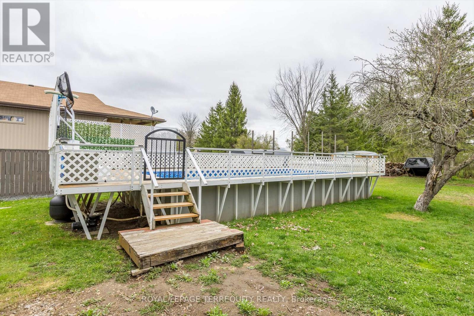 75 Trentview Crescent, Trent Hills (Campbellford), Ontario  K0L 1L0 - Photo 39 - X12130059