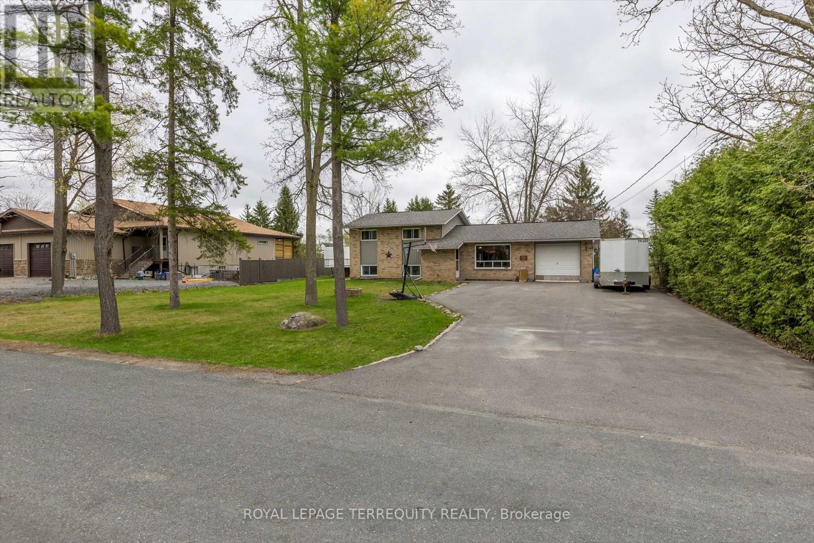 75 Trentview Crescent, Trent Hills (Campbellford), Ontario  K0L 1L0 - Photo 4 - X12130059