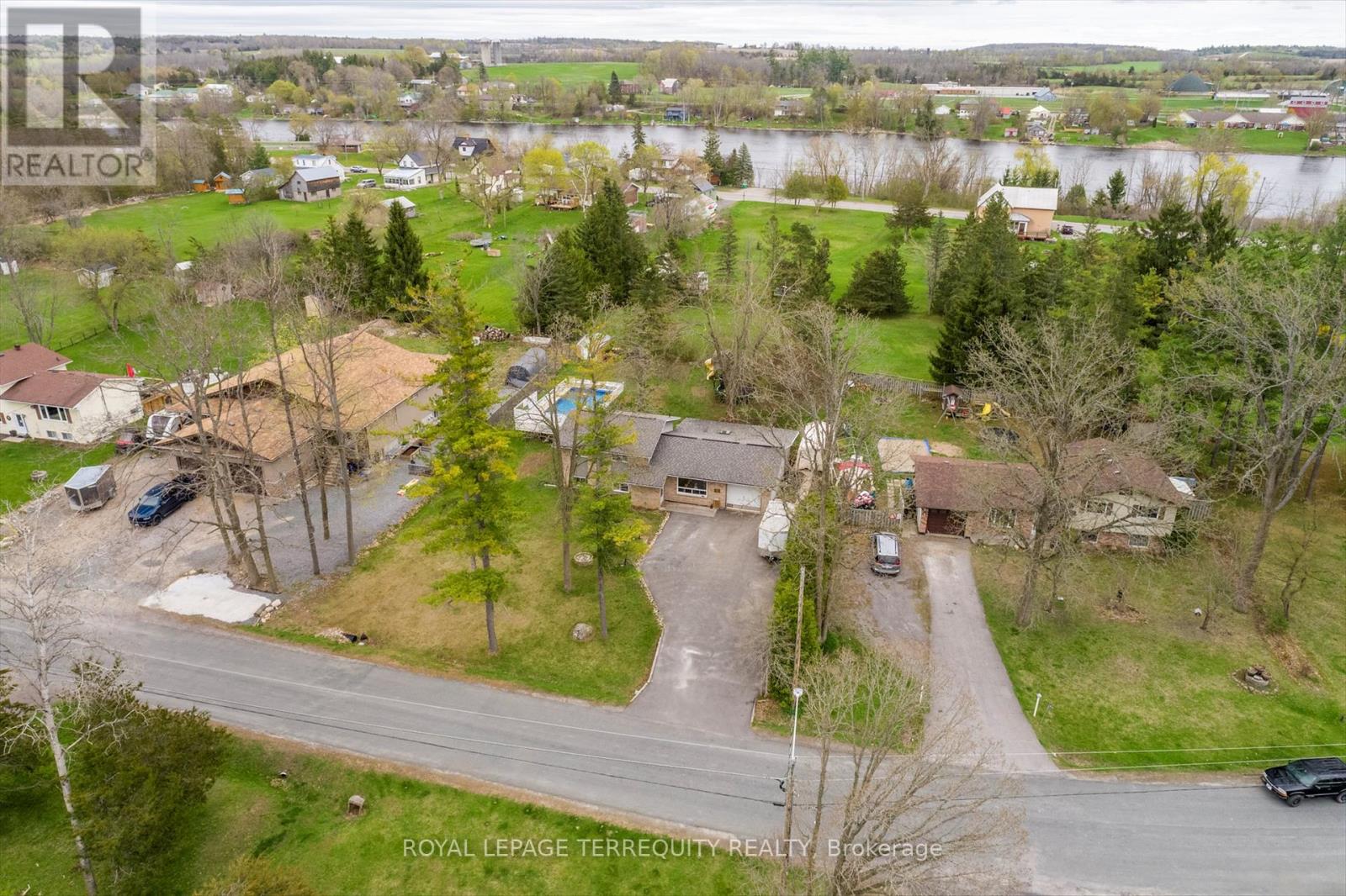 75 Trentview Crescent, Trent Hills (Campbellford), Ontario  K0L 1L0 - Photo 46 - X12130059