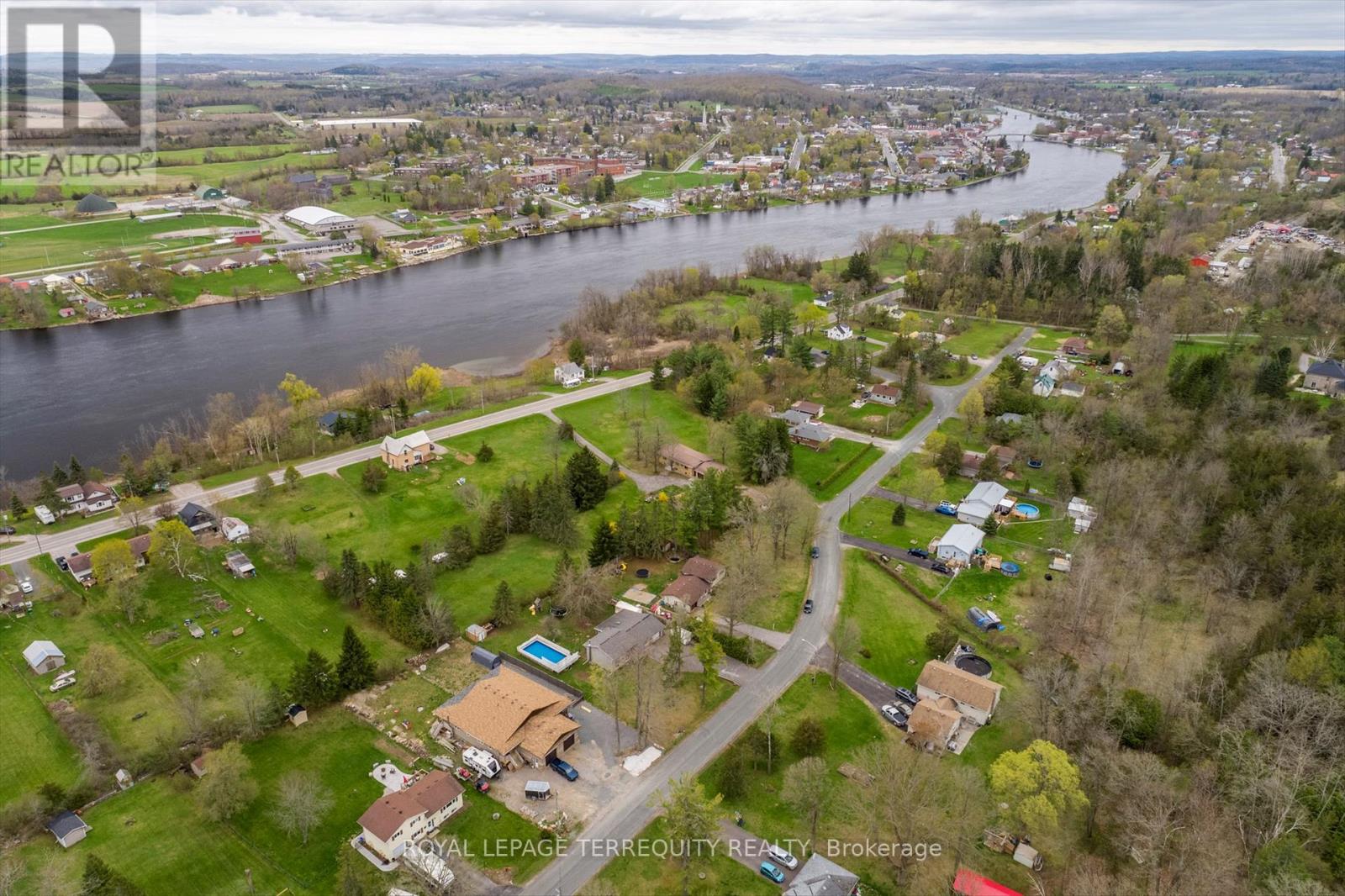 75 Trentview Crescent, Trent Hills (Campbellford), Ontario  K0L 1L0 - Photo 48 - X12130059