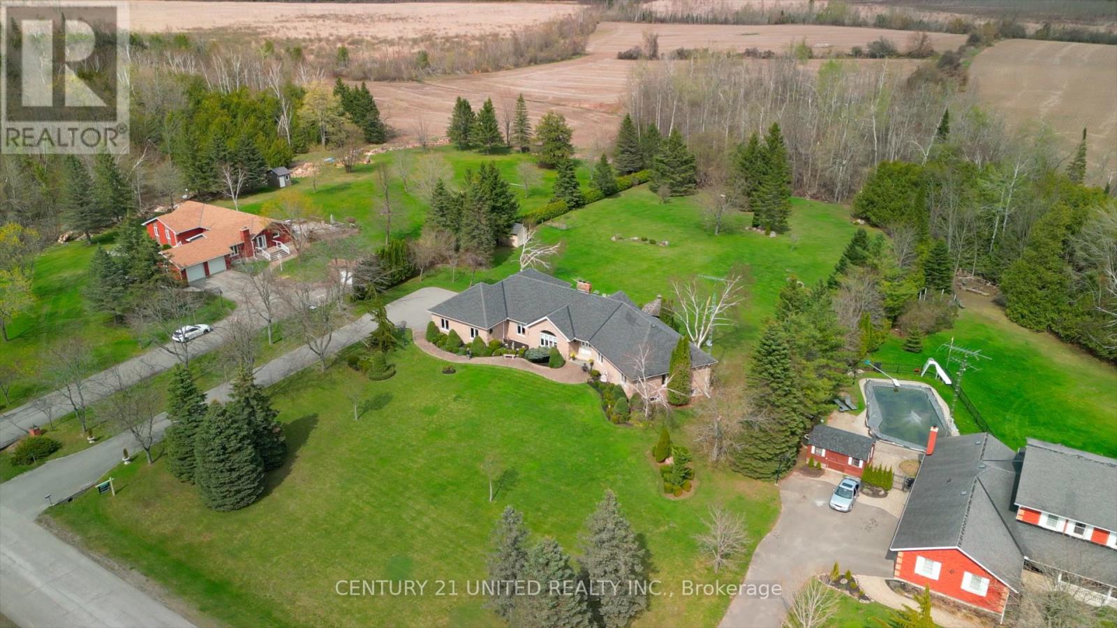 29 Elliott Drive, Selwyn, Ontario  K9J 6X4 - Photo 2 - X12130402