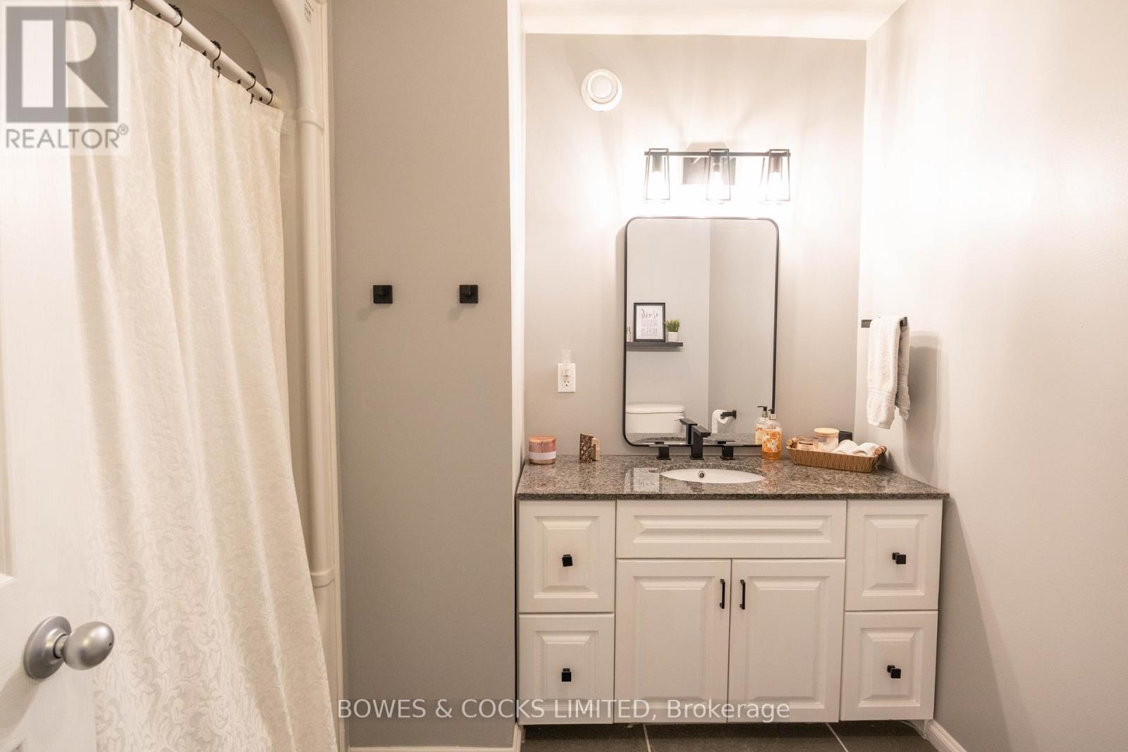 451 West Diamond Lake Road, Hastings Highlands, Ontario  K0L 2A0 - Photo 17 - X12130442