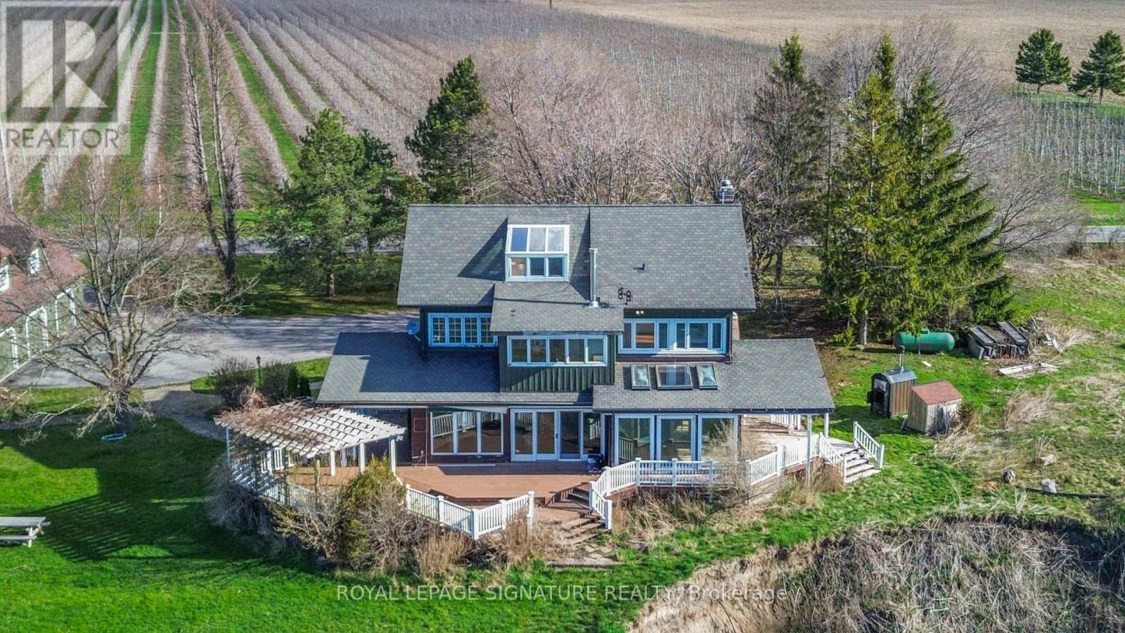 3741 Lakeshore Road E, Clarington (Newcastle), Ontario  L1B 1L9 - Photo 33 - E12130307