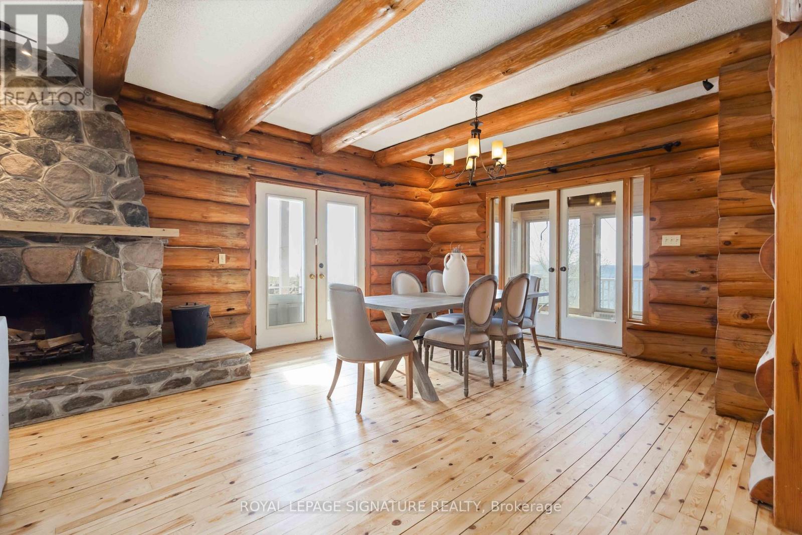 3741 Lakeshore Road E, Clarington (Newcastle), Ontario  L1B 1L9 - Photo 7 - E12130307