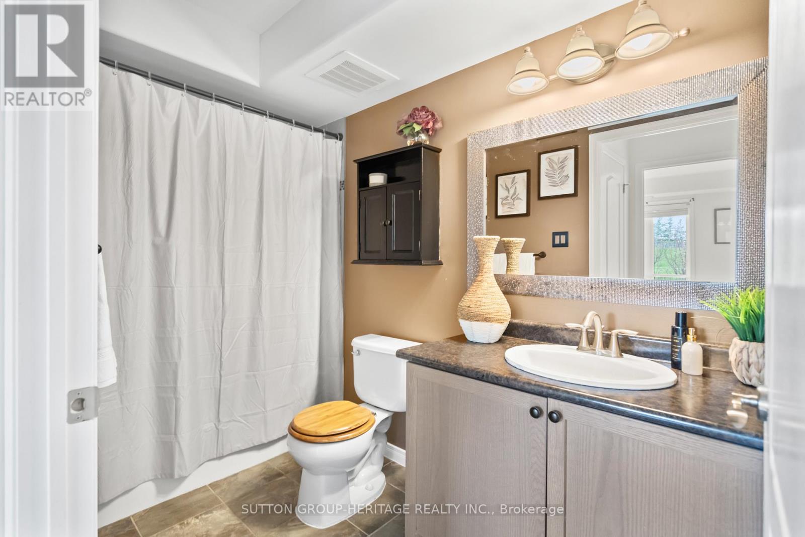 107 - 312 Spillsbury Drive, Peterborough West (South), Ontario  K9K 0B6 - Photo 25 - X12130241