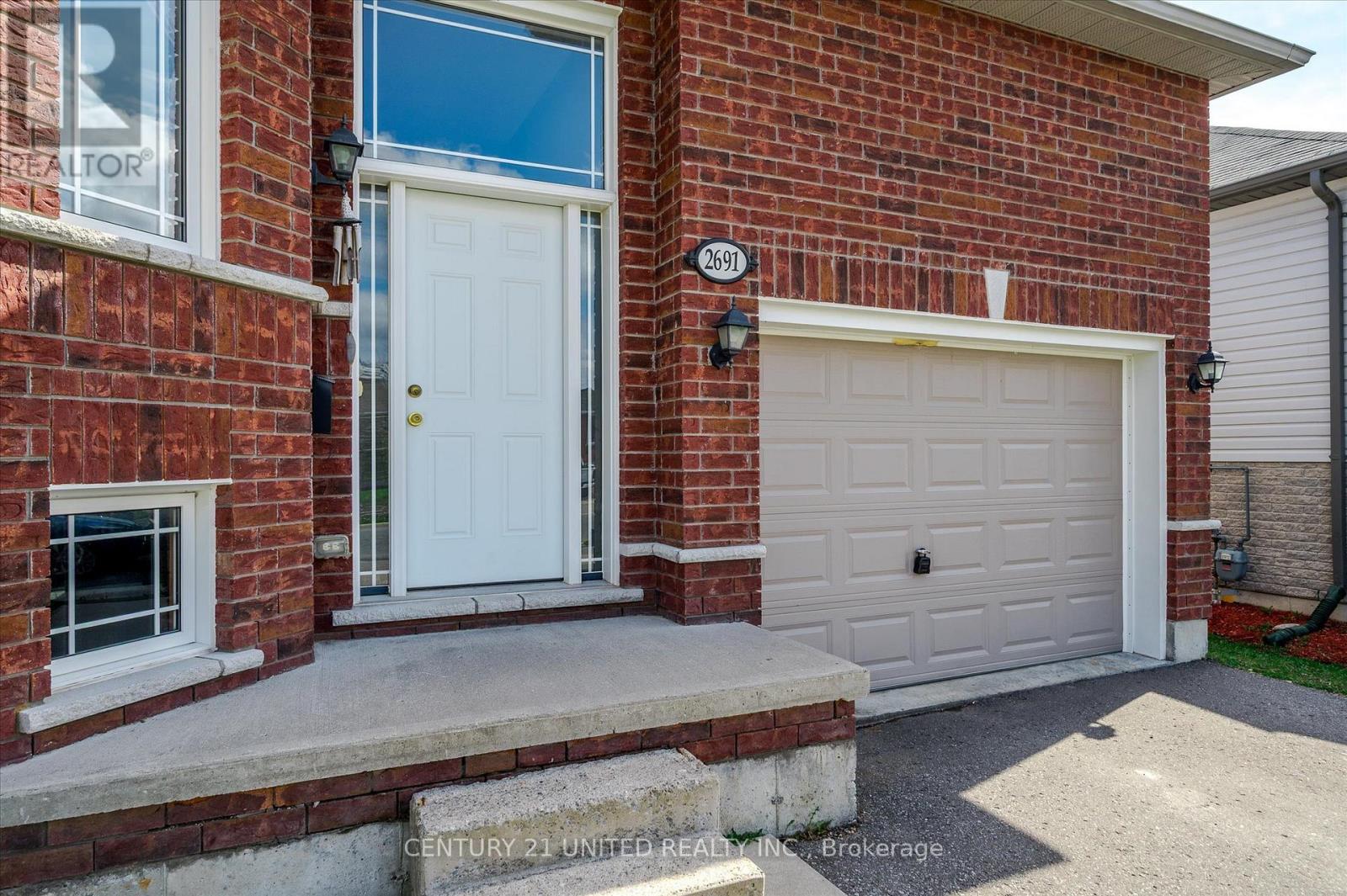2691 Foxmeadow Road, Peterborough East (South), Ontario  K9L 0A8 - Photo 12 - X12130525