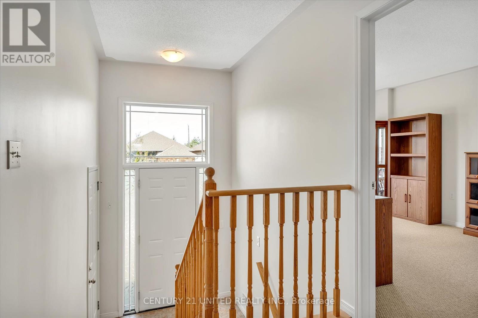 2691 Foxmeadow Road, Peterborough East (South), Ontario  K9L 0A8 - Photo 13 - X12130525