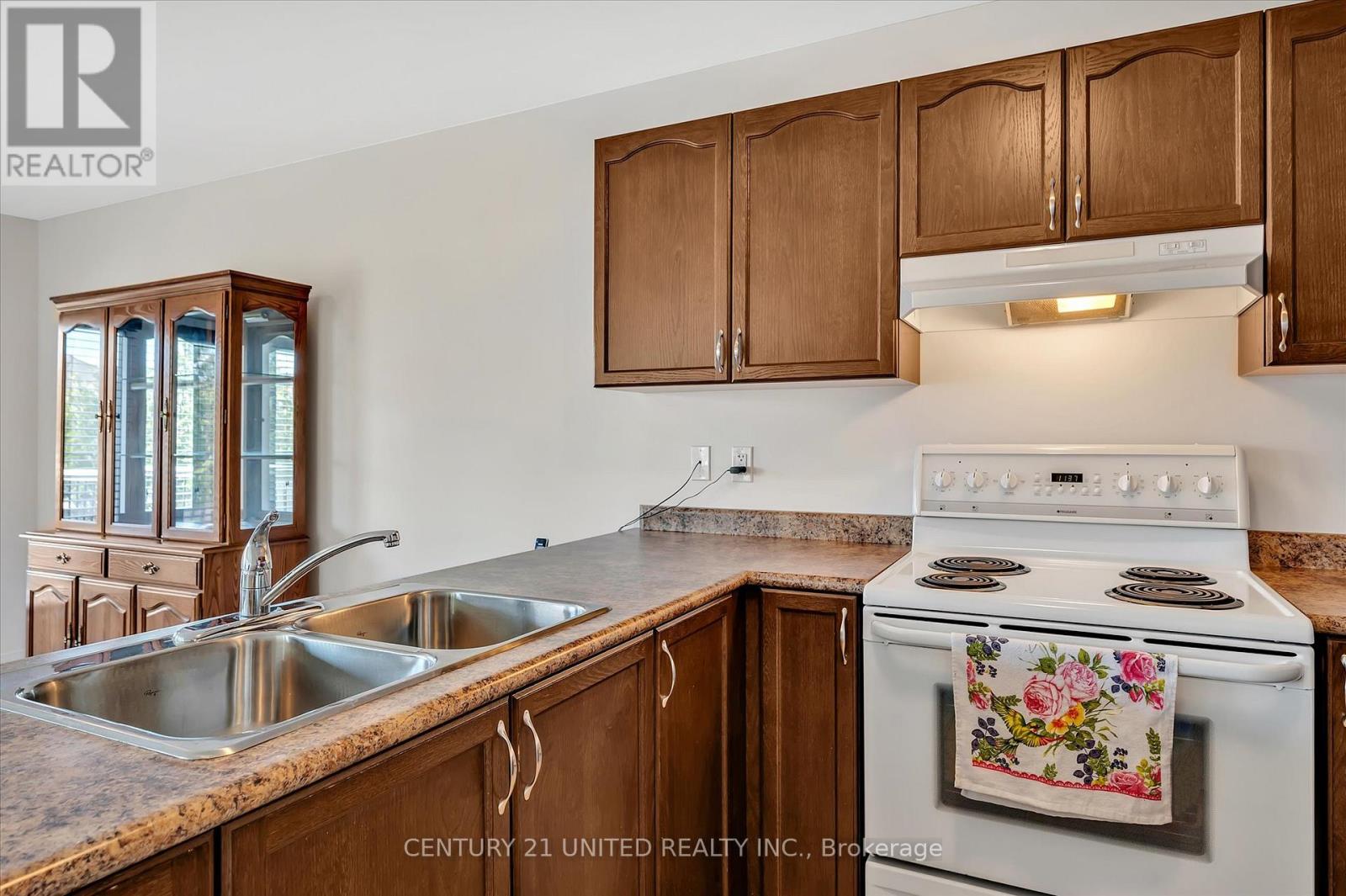 2691 Foxmeadow Road, Peterborough East (South), Ontario  K9L 0A8 - Photo 16 - X12130525