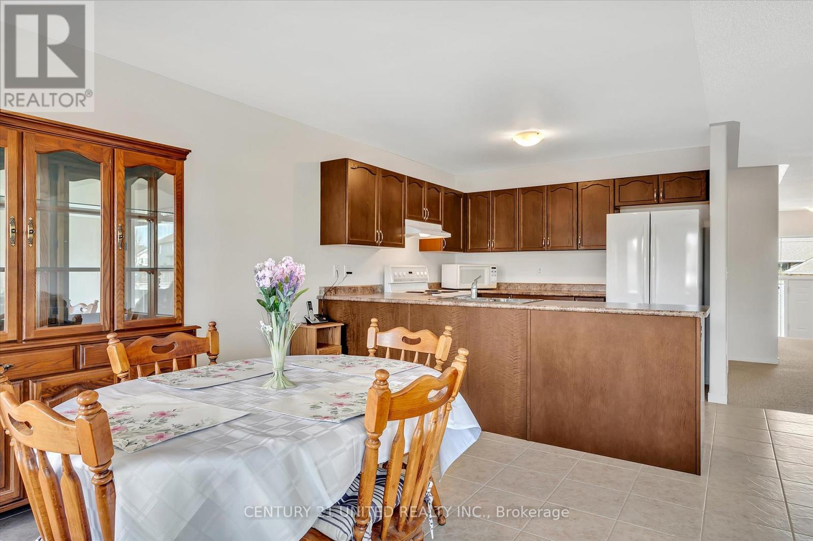 2691 Foxmeadow Road, Peterborough East (South), Ontario  K9L 0A8 - Photo 18 - X12130525