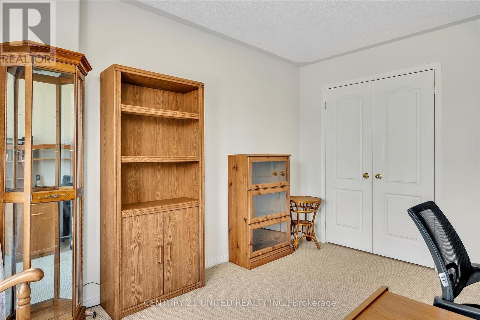 2691 Foxmeadow Road, Peterborough East (South), Ontario  K9L 0A8 - Photo 32 - X12130525