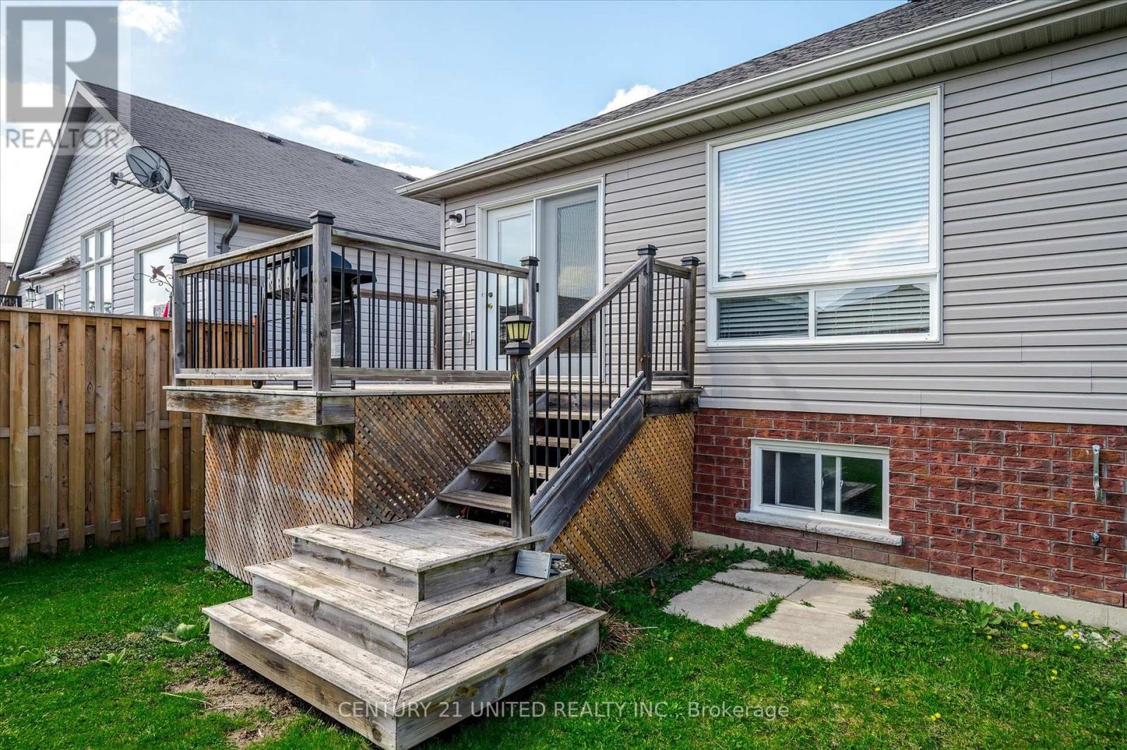 2691 Foxmeadow Road, Peterborough East (South), Ontario  K9L 0A8 - Photo 34 - X12130525