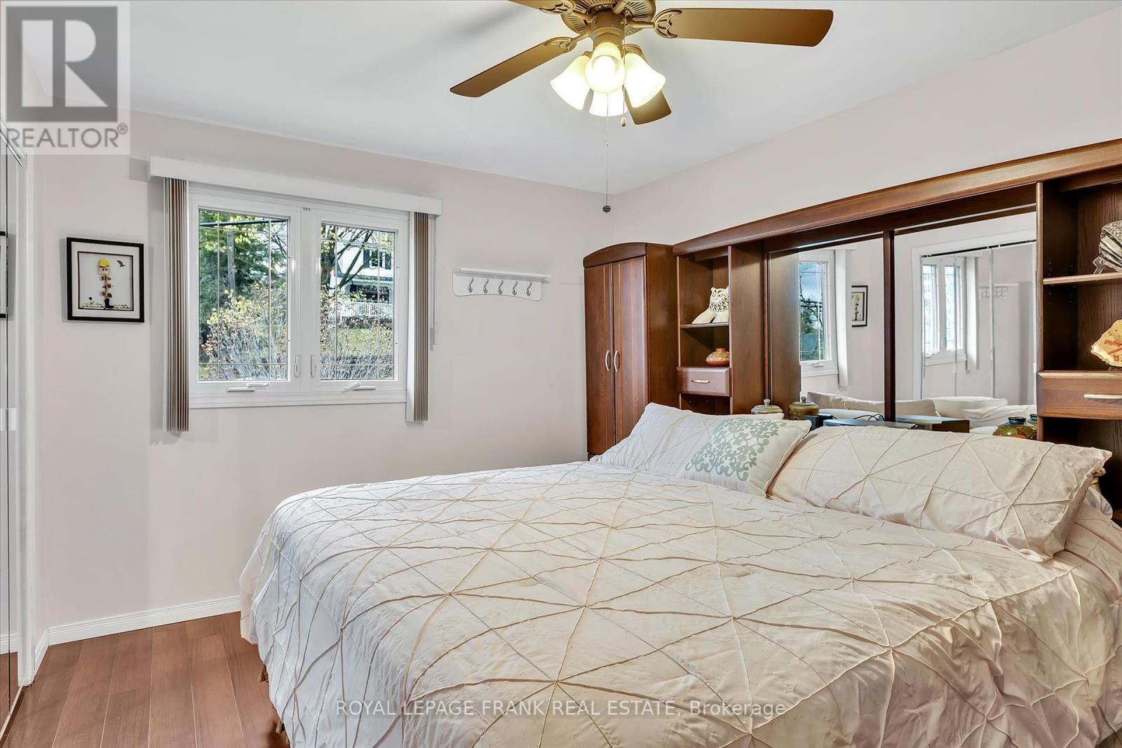 820 Donegal Street, Peterborough North (South), Ontario  K9H 4N4 - Photo 16 - X12130585