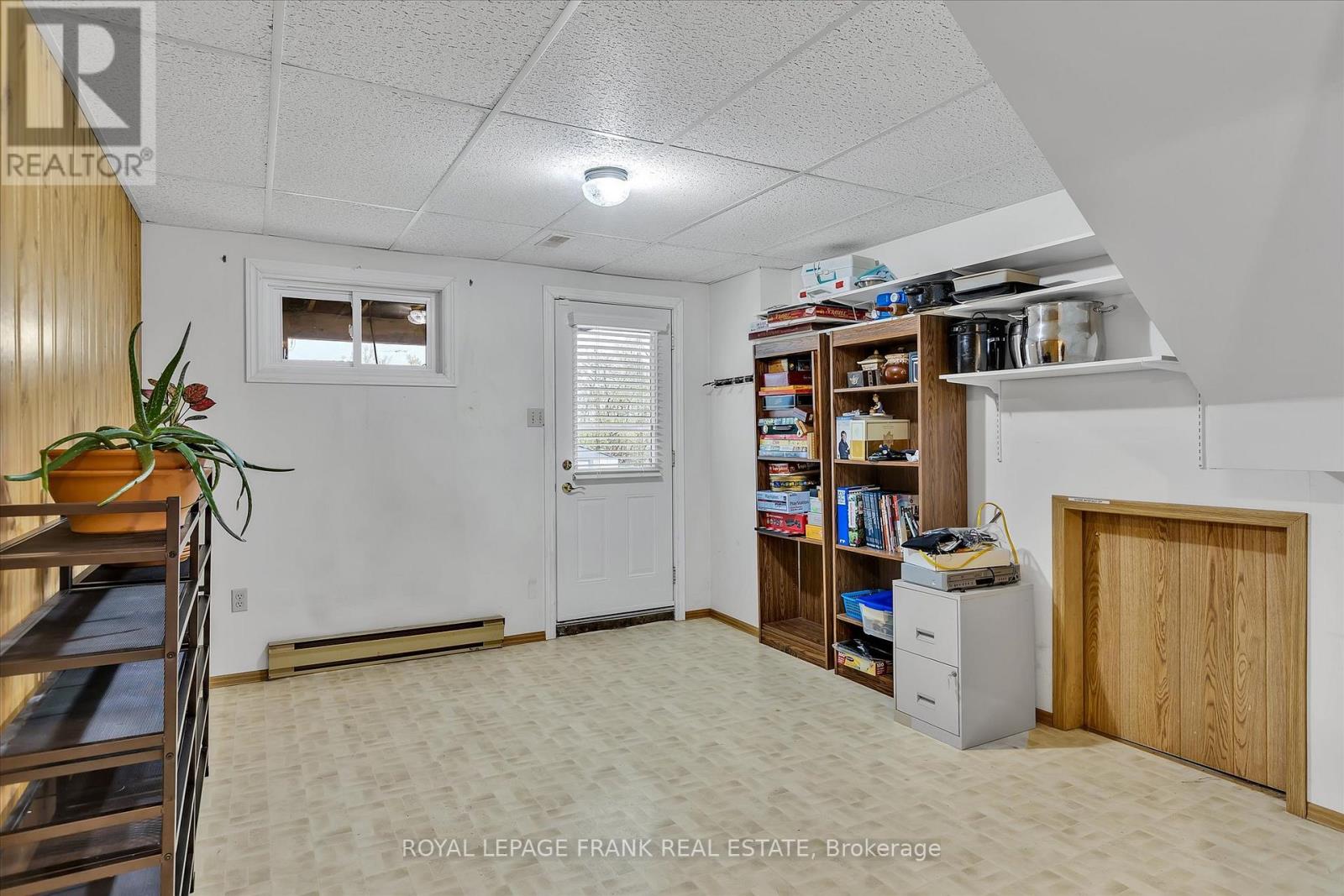 820 Donegal Street, Peterborough North (South), Ontario  K9H 4N4 - Photo 22 - X12130585