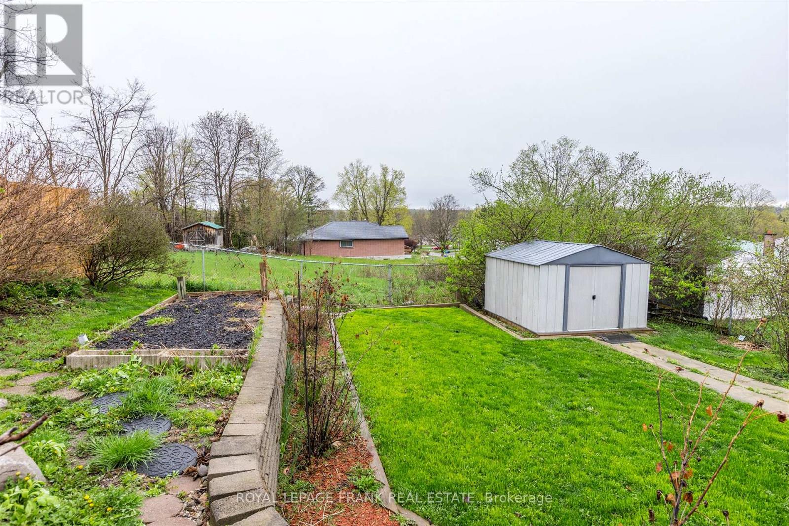 820 Donegal Street, Peterborough North (South), Ontario  K9H 4N4 - Photo 37 - X12130585