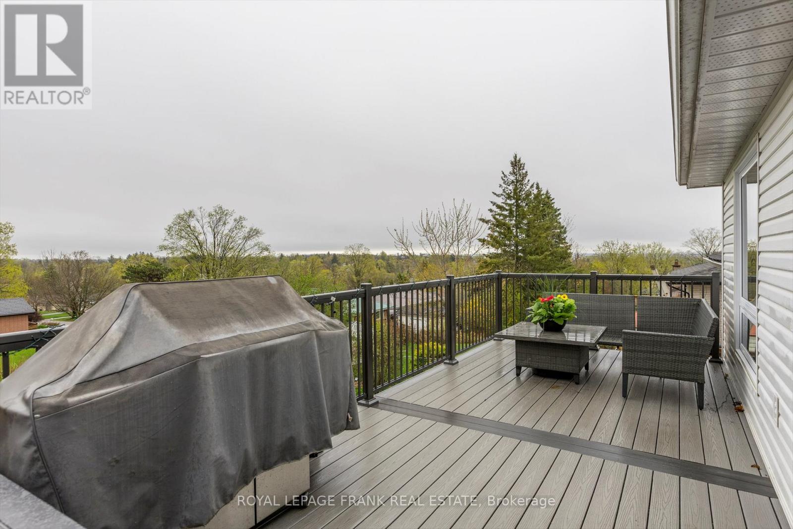820 Donegal Street, Peterborough North (South), Ontario  K9H 4N4 - Photo 38 - X12130585
