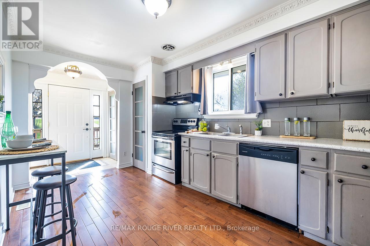 746 Durham Regional  17 Road, Clarington (Newcastle), Ontario  L1B 1L9 - Photo 11 - E12130467