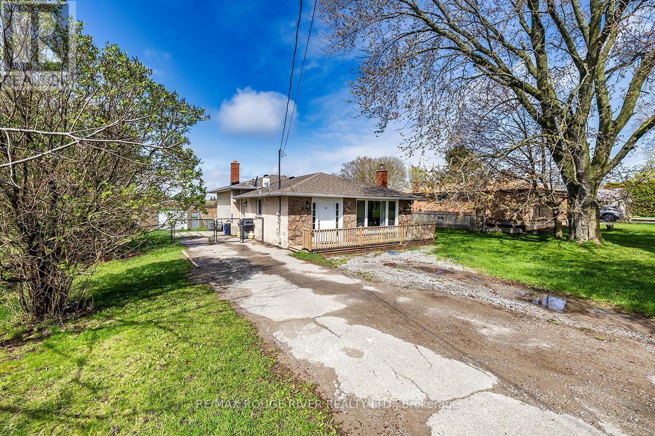 746 Durham Regional  17 Road, Clarington (Newcastle), Ontario  L1B 1L9 - Photo 3 - E12130467