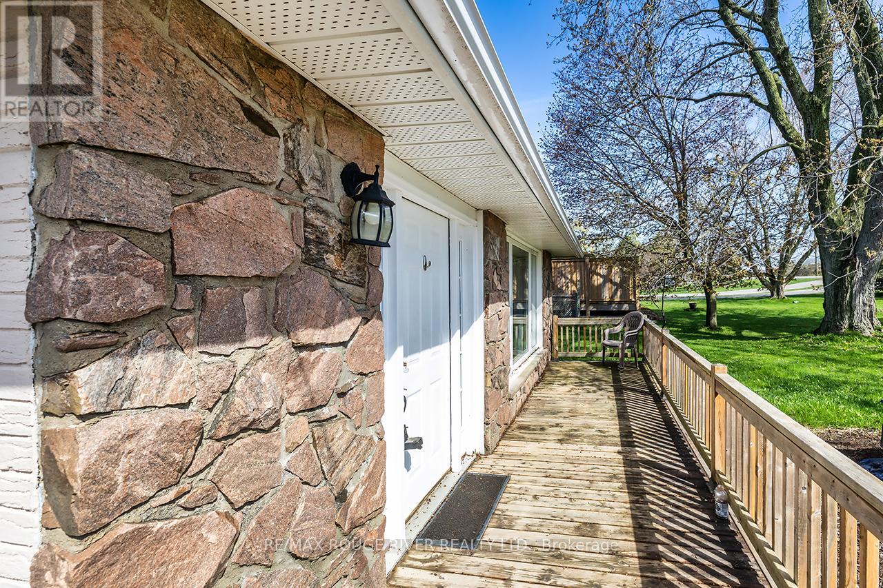 746 Durham Regional  17 Road, Clarington (Newcastle), Ontario  L1B 1L9 - Photo 5 - E12130467