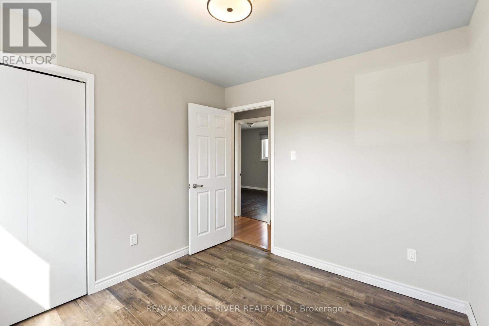 1 Applewood Crescent, Kawartha Lakes (Lindsay), Ontario  K9V 4W7 - Photo 20 - X12131139