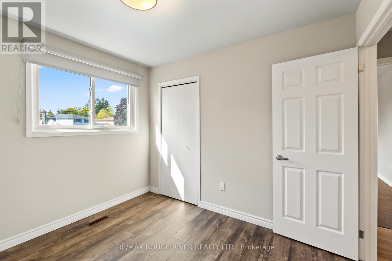 1 Applewood Crescent, Kawartha Lakes (Lindsay), Ontario  K9V 4W7 - Photo 21 - X12131139