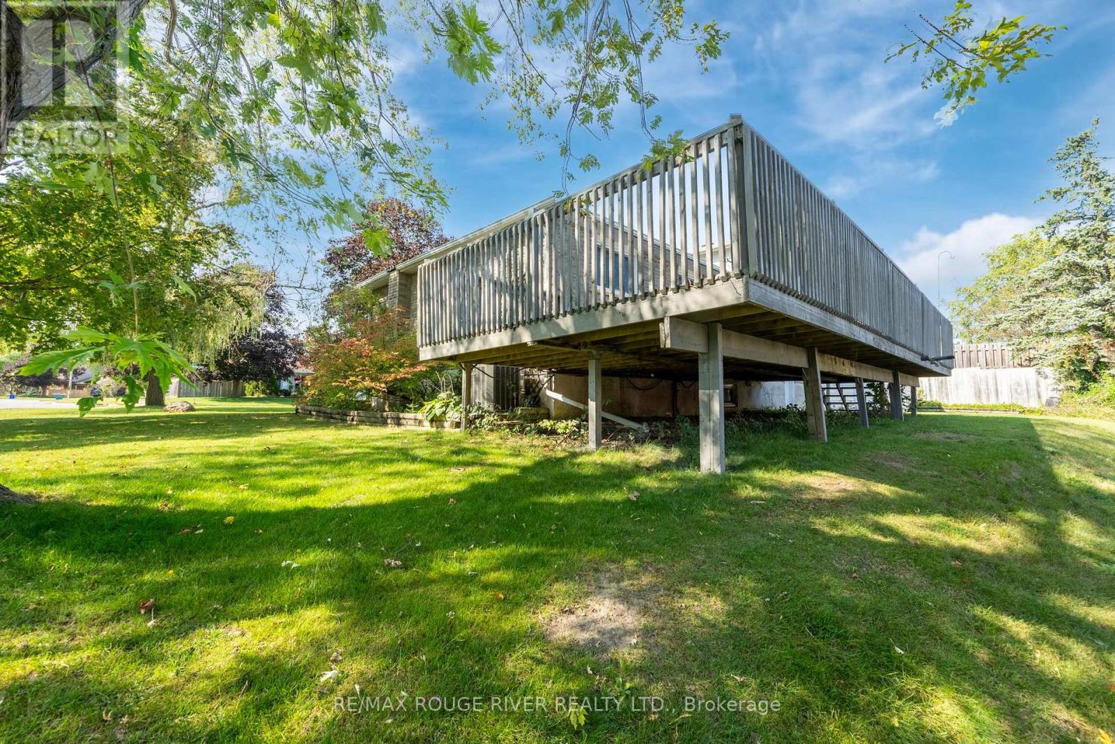 1 Applewood Crescent, Kawartha Lakes (Lindsay), Ontario  K9V 4W7 - Photo 41 - X12131139