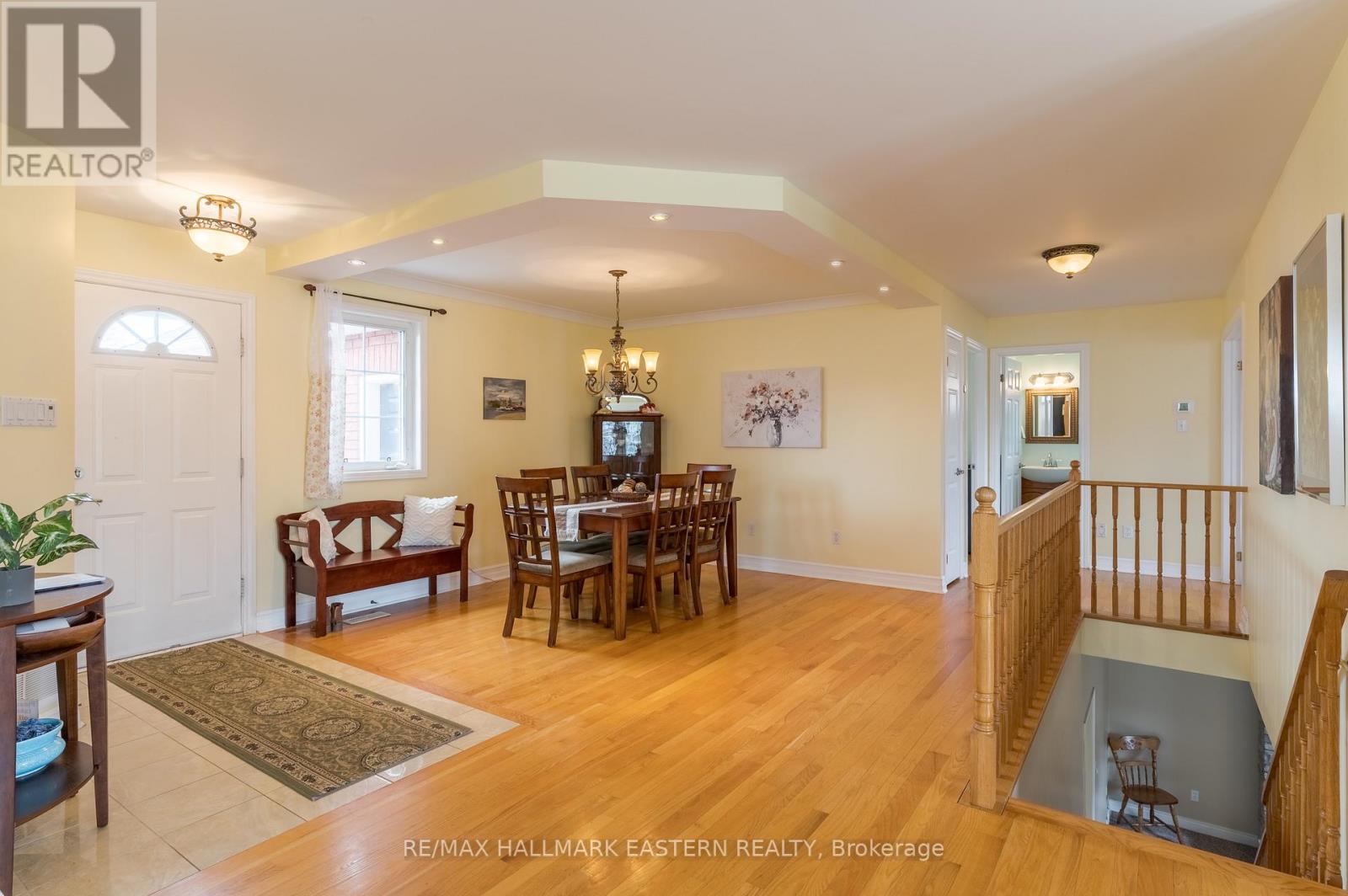 562 Westman Avenue, Peterborough West (South), Ontario  K9K 2H3 - Photo 13 - X12131555