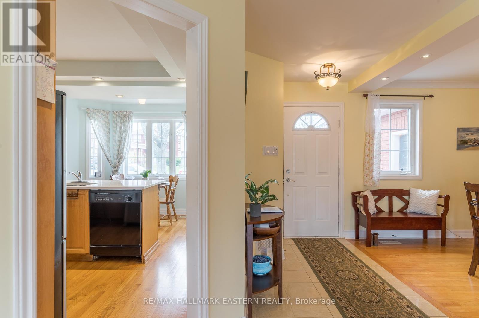 562 Westman Avenue, Peterborough West (South), Ontario  K9K 2H3 - Photo 14 - X12131555