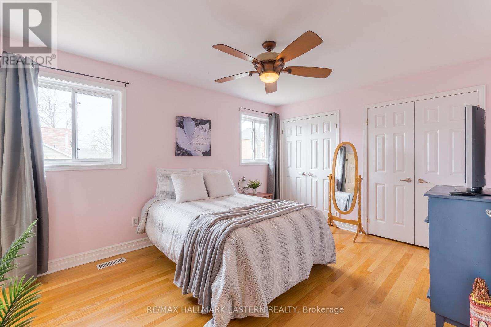 562 Westman Avenue, Peterborough West (South), Ontario  K9K 2H3 - Photo 19 - X12131555