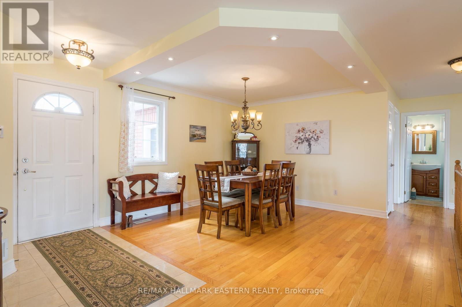 562 Westman Avenue, Peterborough West (South), Ontario  K9K 2H3 - Photo 26 - X12131555