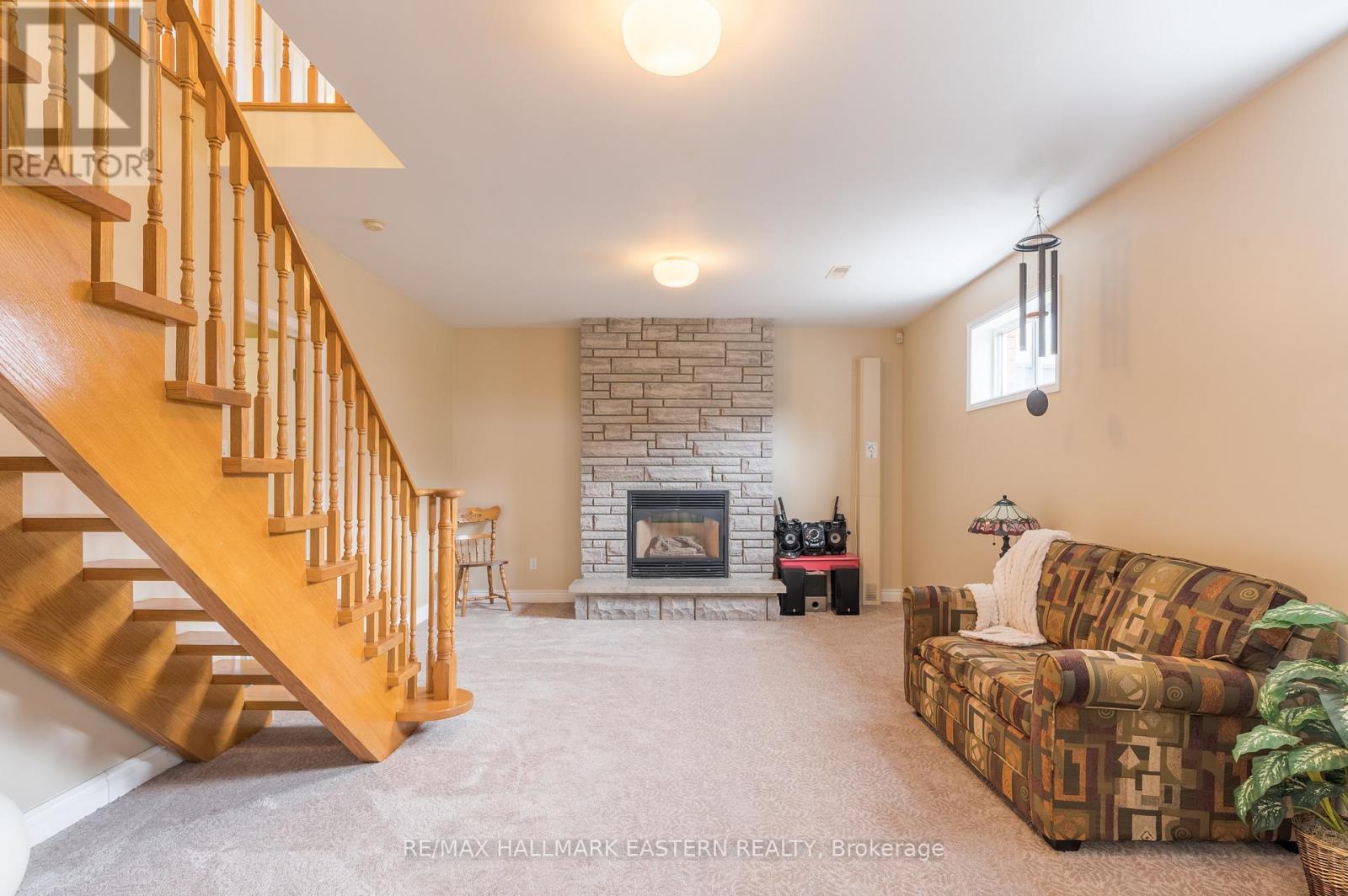 562 Westman Avenue, Peterborough West (South), Ontario  K9K 2H3 - Photo 30 - X12131555