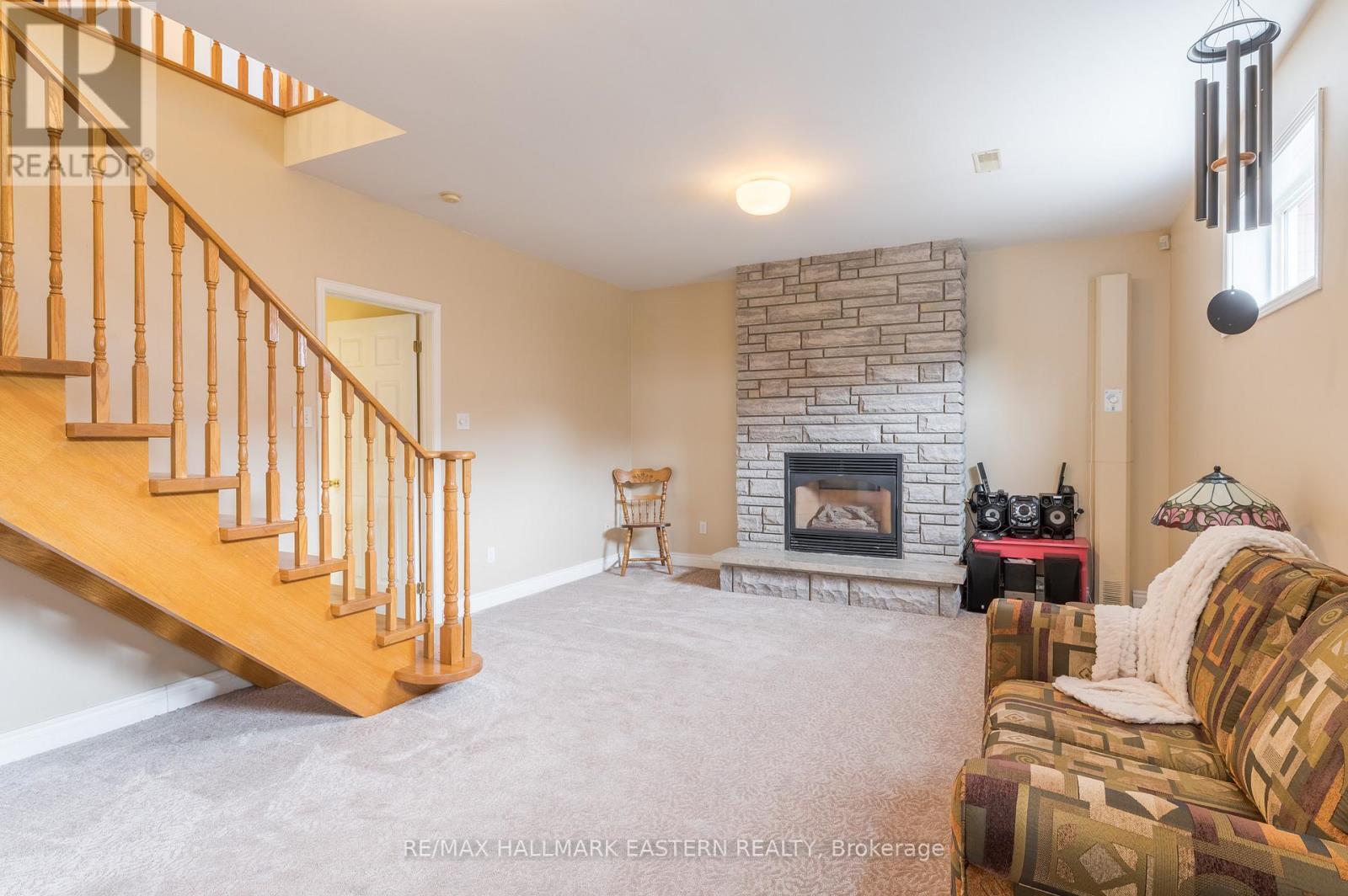 562 Westman Avenue, Peterborough West (South), Ontario  K9K 2H3 - Photo 31 - X12131555