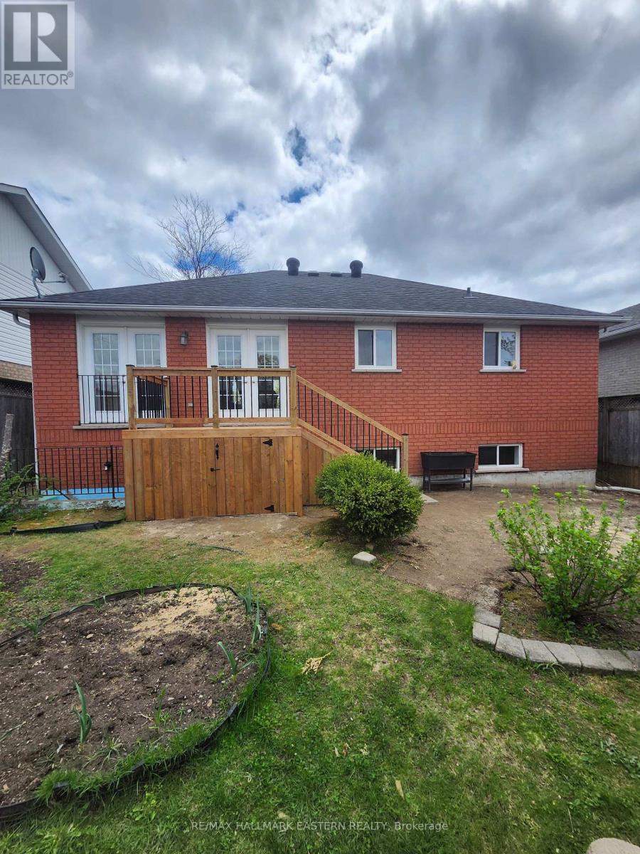 562 Westman Avenue, Peterborough West (South), Ontario  K9K 2H3 - Photo 45 - X12131555