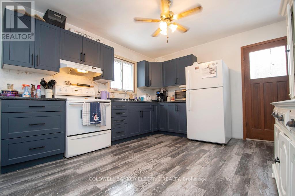 8248 County Road 46 Road, Havelock-Belmont-Methuen, Ontario  K0L 1A0 - Photo 10 - X12131604