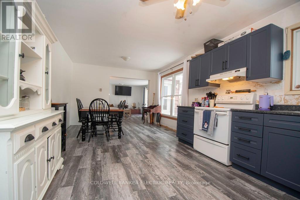 8248 County Road 46 Road, Havelock-Belmont-Methuen, Ontario  K0L 1A0 - Photo 11 - X12131604